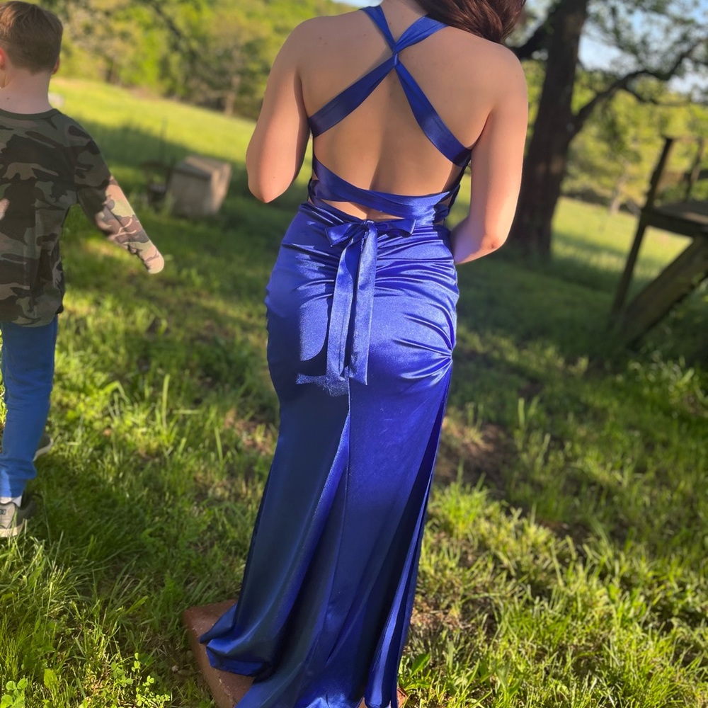 Prom Dress - Picture 3 of 4